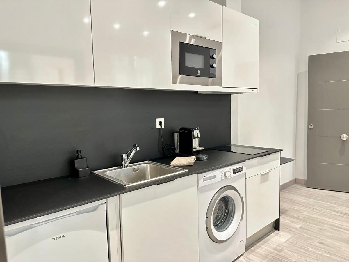 Suites 18 - Hostatel Гранада Екстер'єр фото