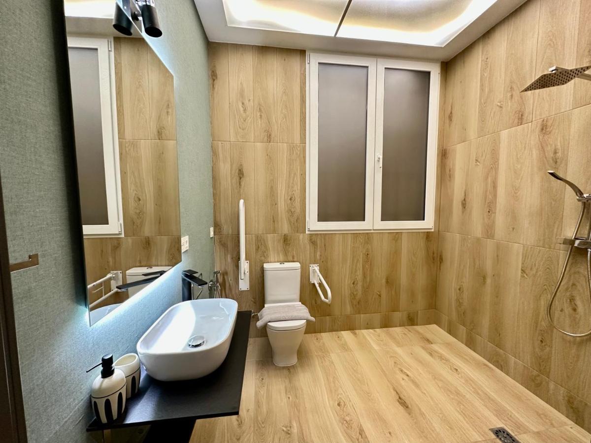 Suites 18 - Hostatel Гранада Екстер'єр фото