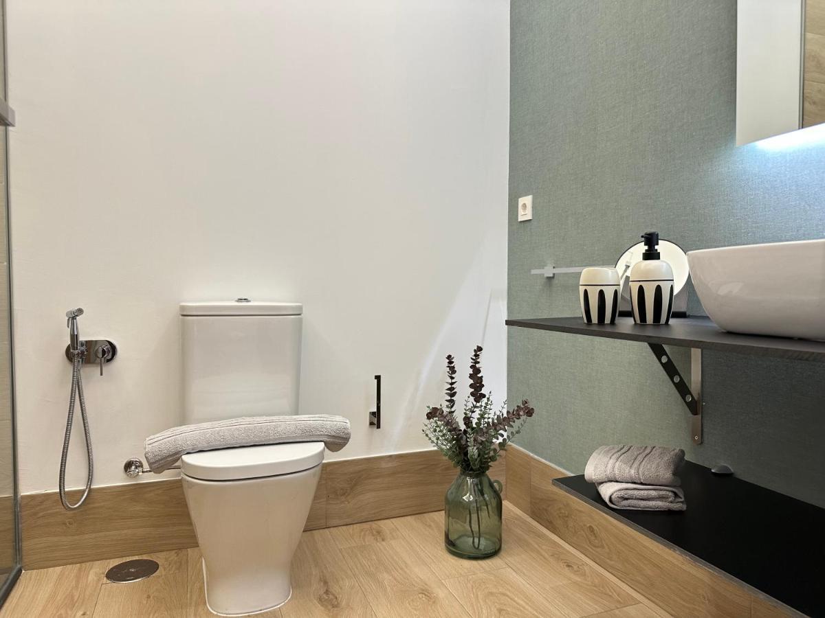 Suites 18 - Hostatel Гранада Екстер'єр фото