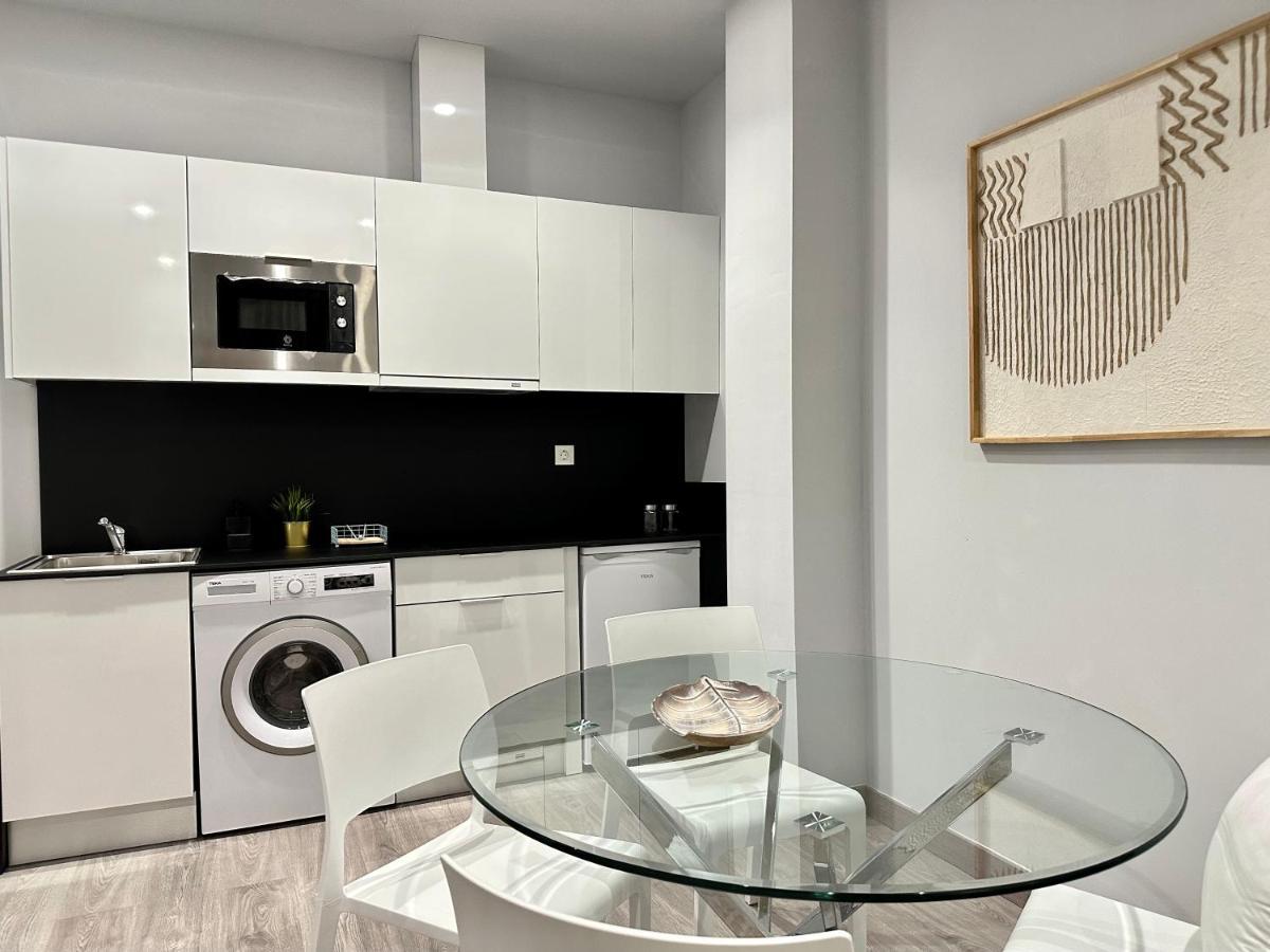 Suites 18 - Hostatel Гранада Екстер'єр фото